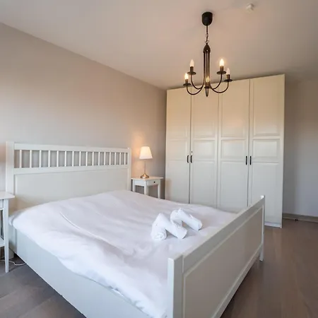 Albatros 301 With Balcony By Interhome